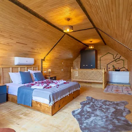 Cukurbag Koyu Yaka Likya Evi Nyaraló *